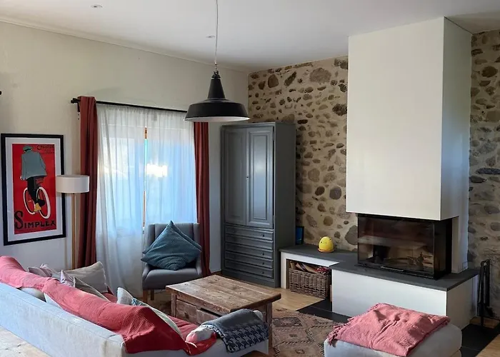 別荘 Fully Furnished Maison Villageoise 5mins From Nyon Duillier